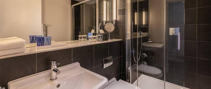 The Resident Soho - Shower Room