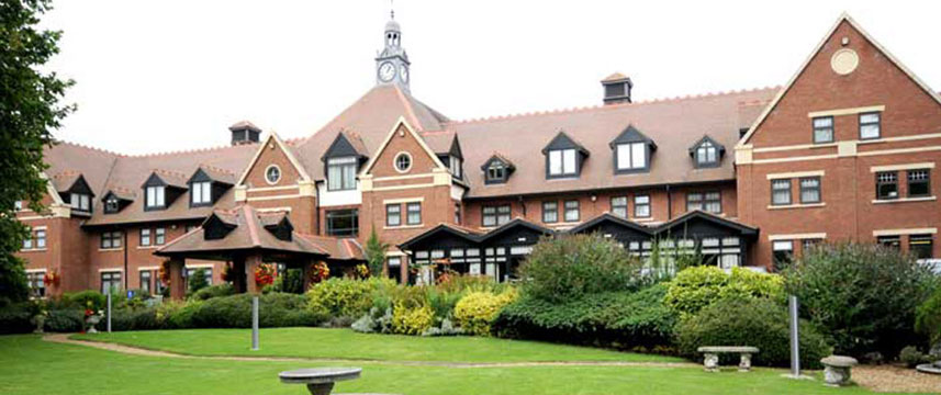 The Stratford QHotels Hotel Exterior