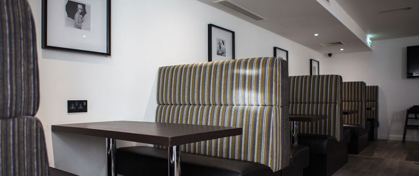 The W14 Kensington - Dining Area