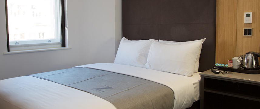 The Z Hotel City - Bed