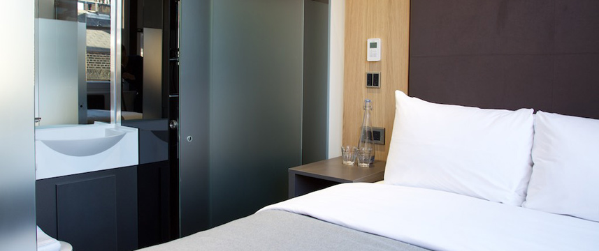 The Z Hotel City - Bedroom