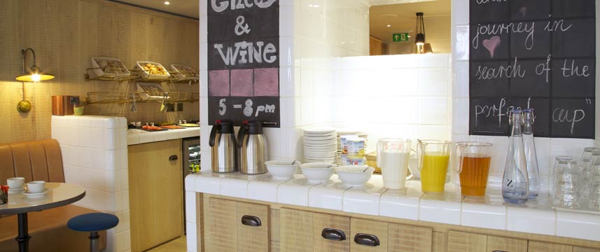 The Z Hotel Soho - Breakfast