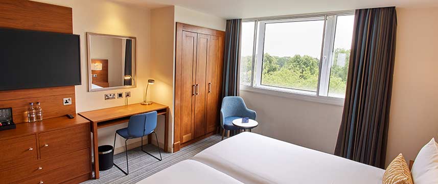 Thistle Kensington Gardens Deluxe Twin Room