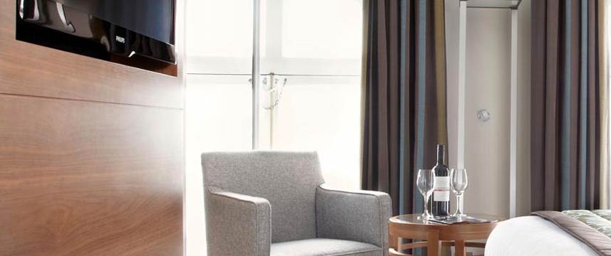 Thistle Piccadilly Bed Seating