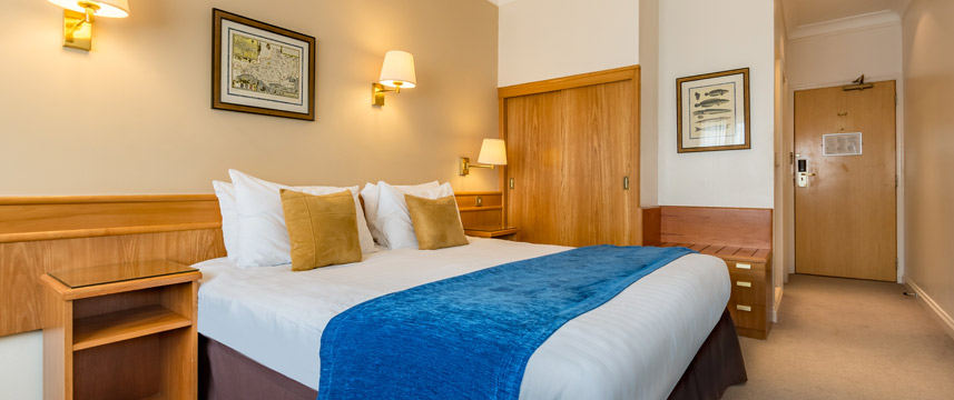Thistle Poole - Double Bedded Room
