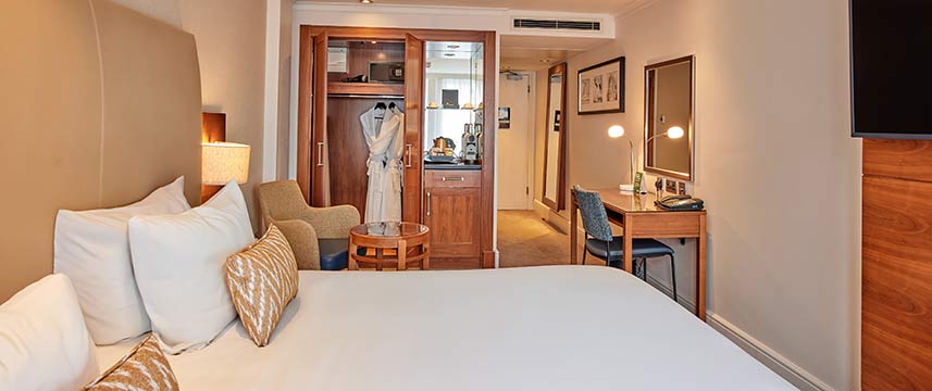 Thistle Trafalgar Square Deluxe King Room