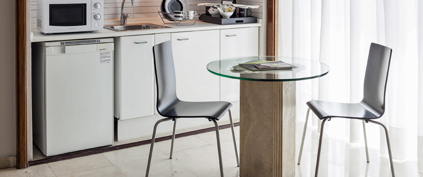 Togumar - Room Seating