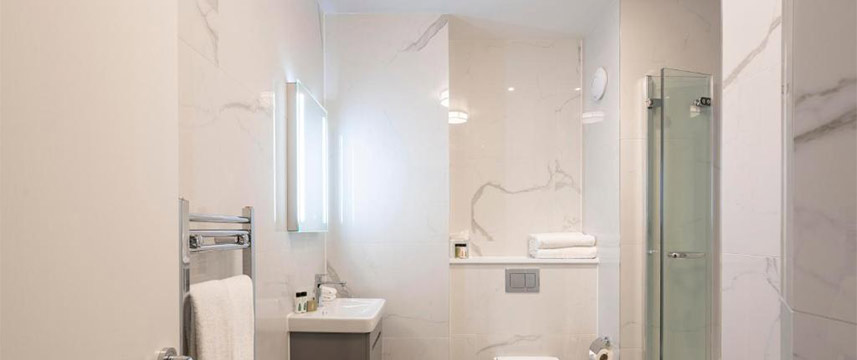 Tower Residences by Blue Orchid - Bathroom