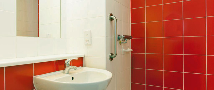 Travelodge Brighton Seafront - Bathroom