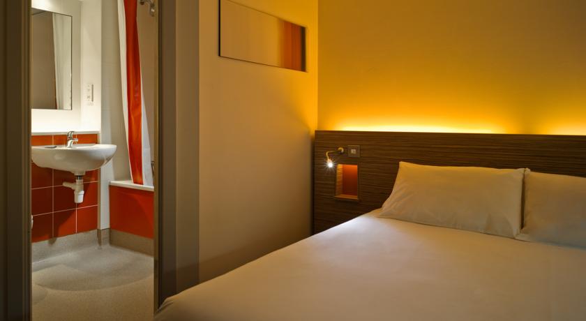 Travelodge Dublin Airport Swords - Double Room