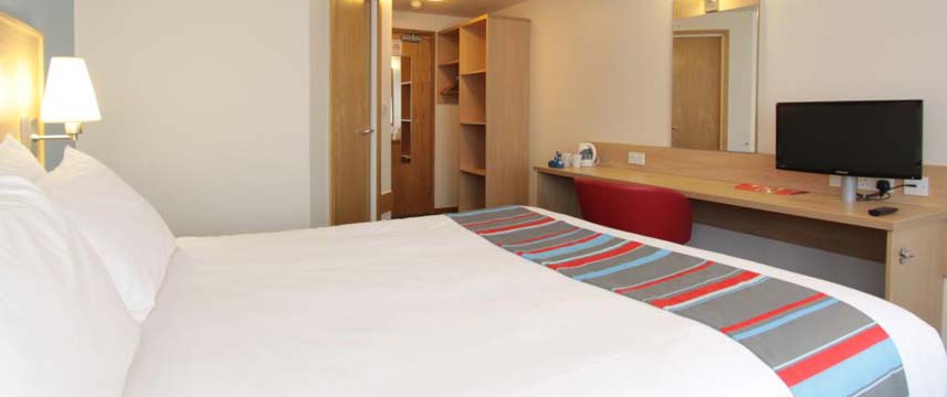 Travelodge Edinburgh Central St Marys Bedroom
