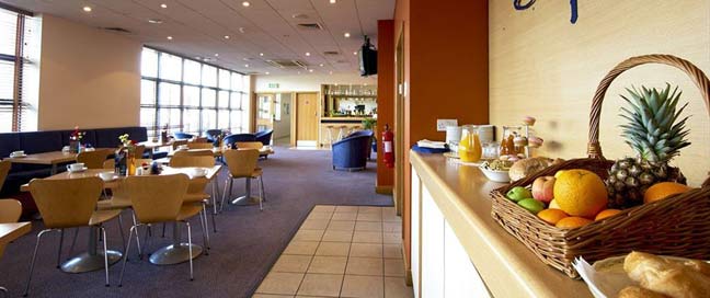 Travelodge Galway City - Breakfast Area