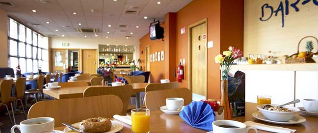 Travelodge Galway City - Dining Area