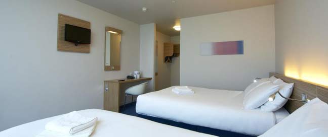 Travelodge Limerick Castletroy - Twin Bedroom