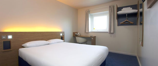 Travelodge Manchester Central - Bedroom