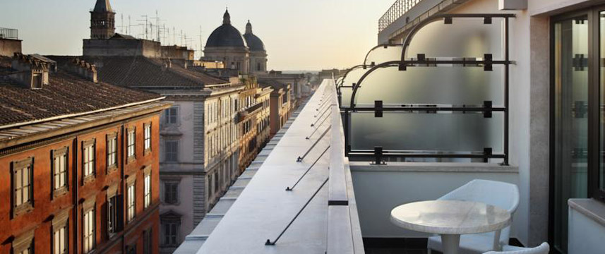 UNA Hotel Roma - Balcony