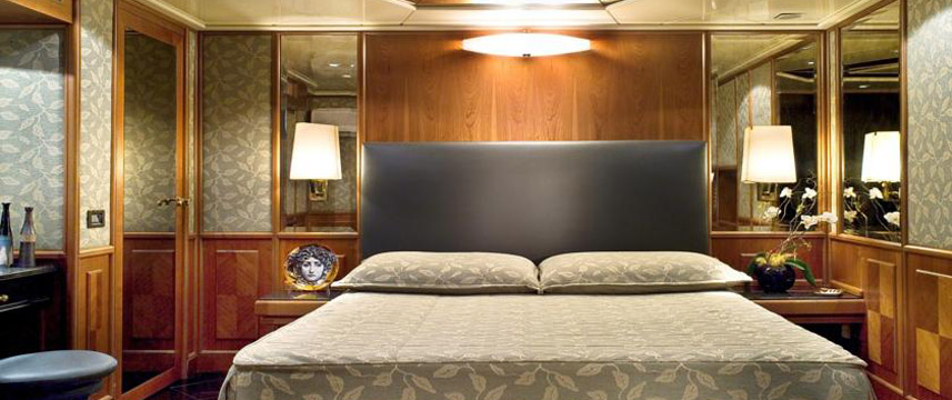 Valadier Hotel - Double Bedroom