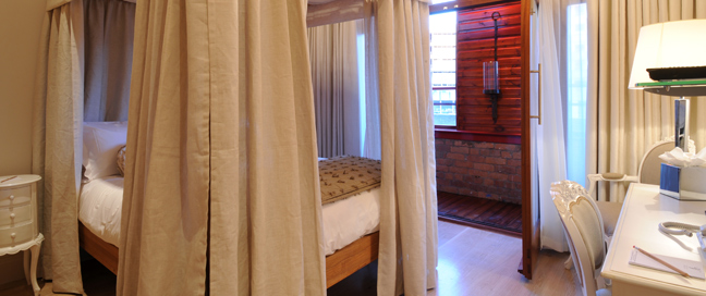 Velvet Hotel - Bedroom