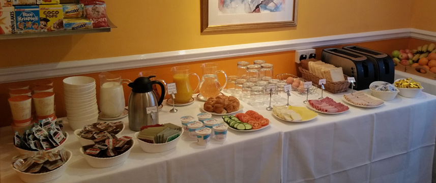 Victor Hotel - Breakfast Buffet