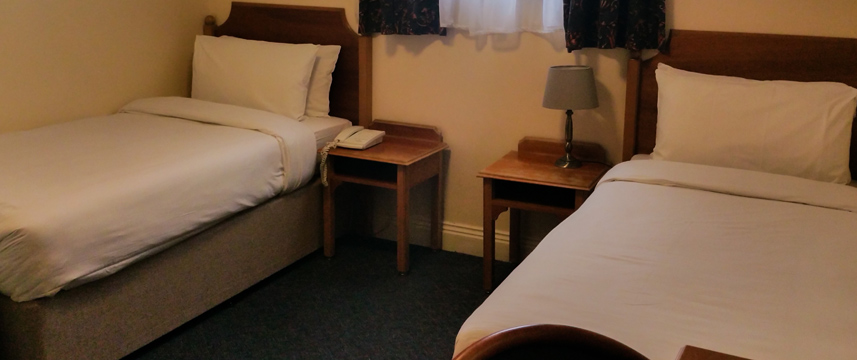 Victor Hotel - Twin Room