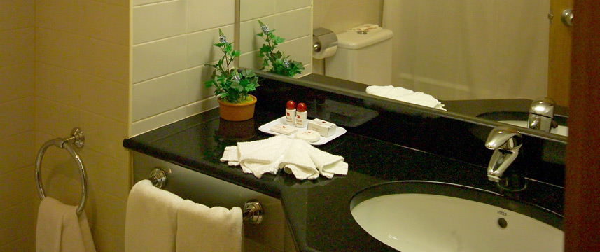 Vila Nova Hotel - Bathroom