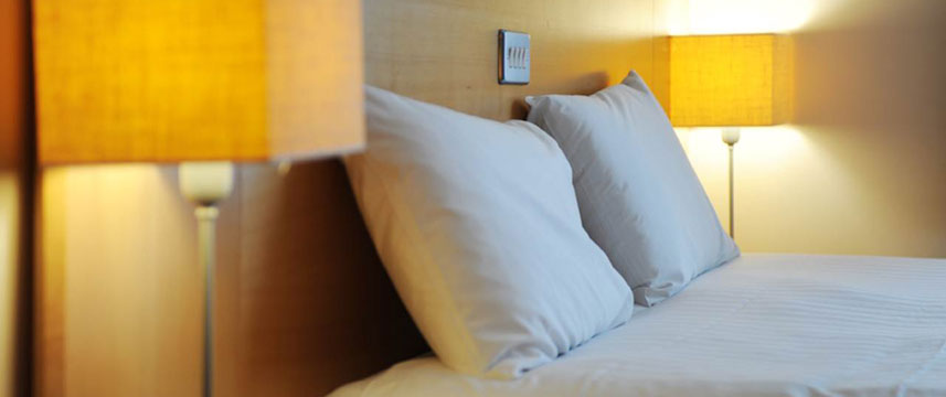 Village Nottingham - Standard Double Bed