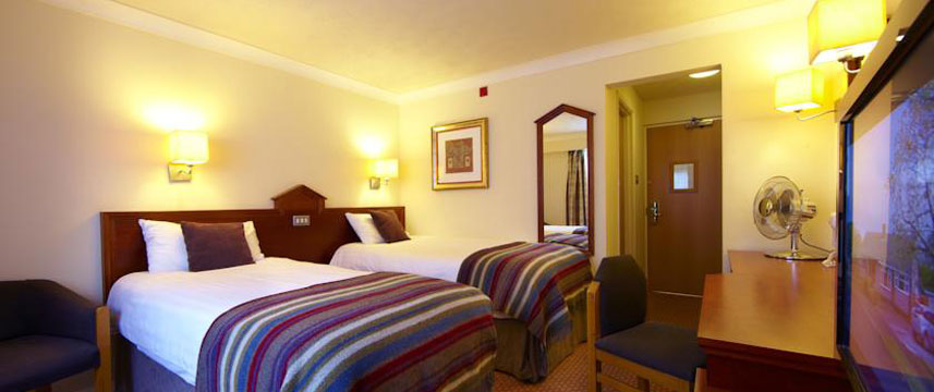 Village Nottingham - Standard Twin