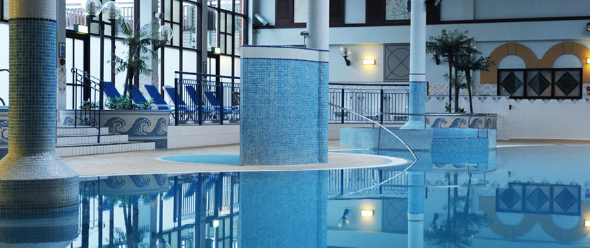 Village Nottingham - Swimming Pool