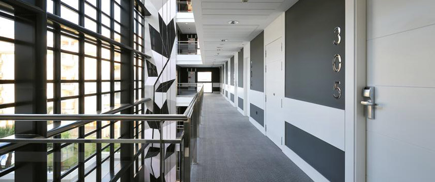 Vincci Malaga - Hallway