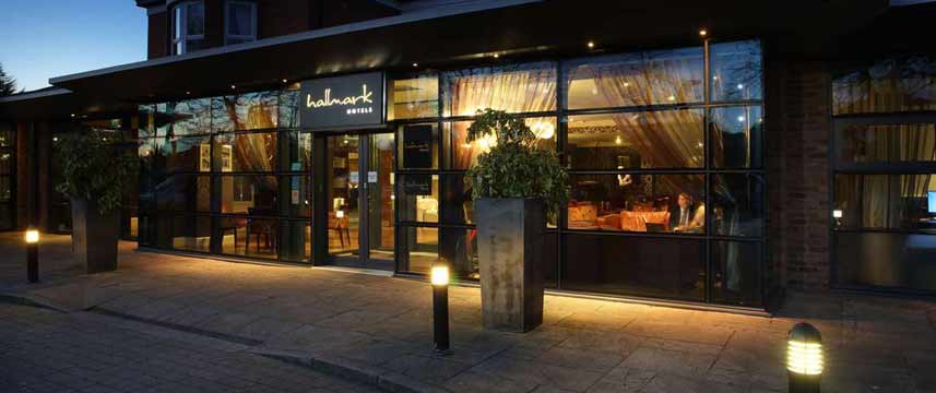 Warrington Fir Grove Hotel Exterior Night