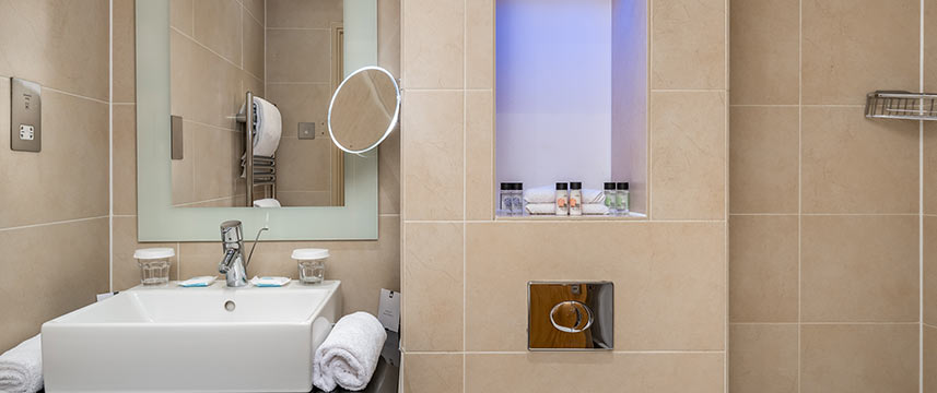 Washington Mayfair - Classic Bathroom
