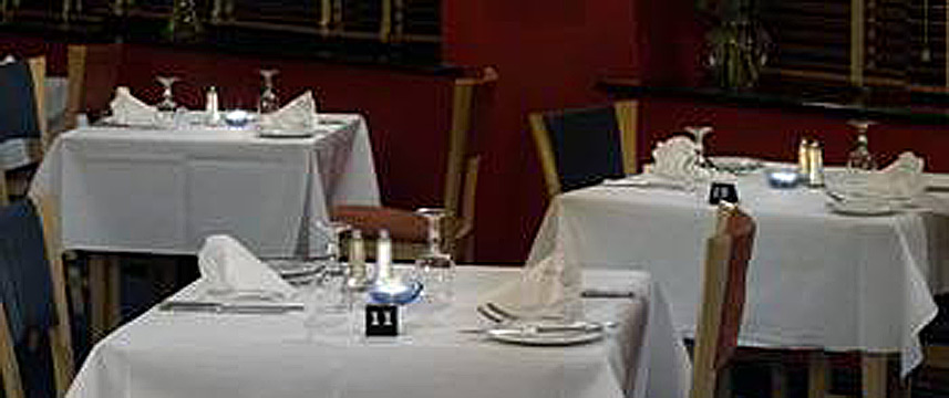 Waterford Marina Hotel - Tables