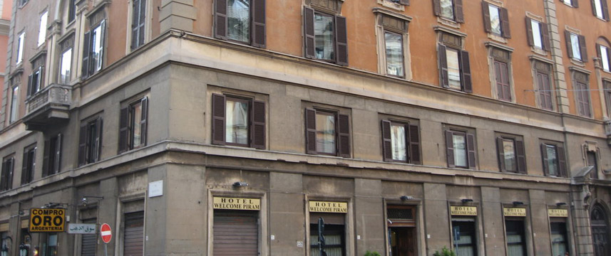 Welcome Piram Hotel - Exterior