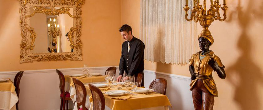 Welcome Piram Hotel - Restaurant