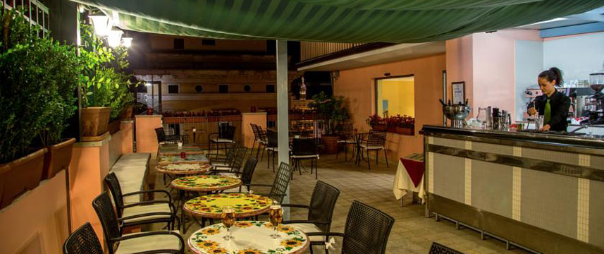 Welcome Piram Hotel - Terrace