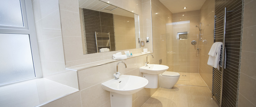 White Swan Hotel - Executive Bathroom