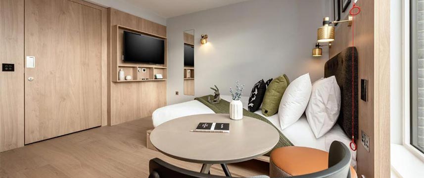 Wilde Aparthotel Aldgate Accessible Studio