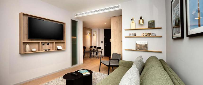 Wilde Aparthotel Aldgate Apartment Lounge