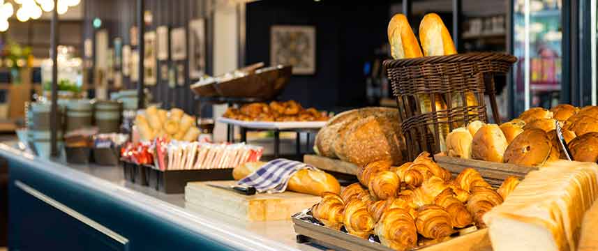 ibis Amsterdam Centre - Breakfast