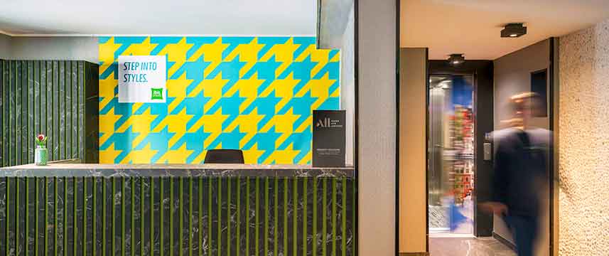 ibis Styles Amsterdam Amstel - Reception