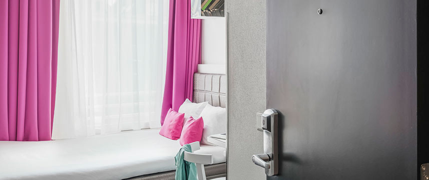 ibis Styles Amsterdam Amstel - Small Double Room