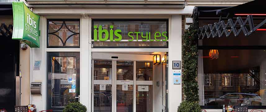 ibis Styles Amsterdam Central Station - Entrance