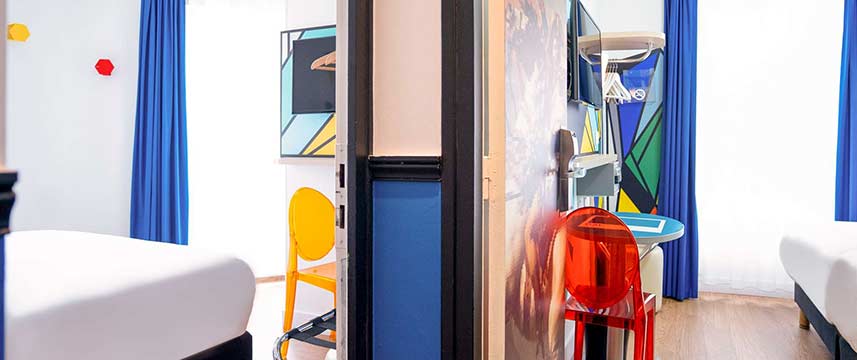 ibis Styles Paris Maine Family Room