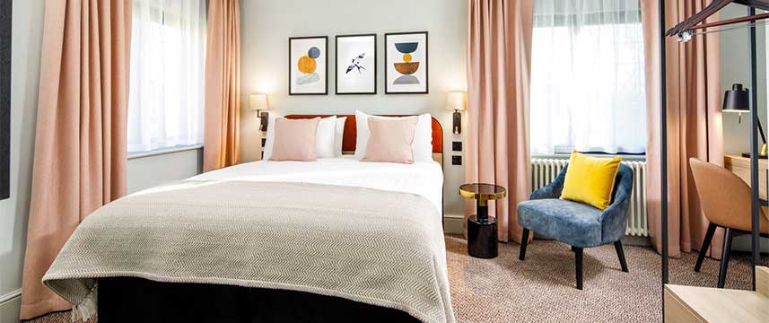 voco Lythe Hill Hotel & Spa - Standard Queen Room