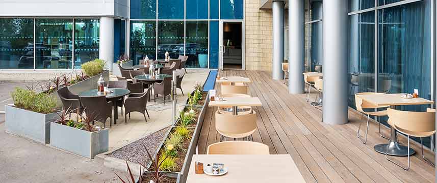 voco Reading - Cafe Terrace