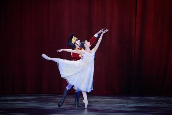 Nutcracker - English National Ballet