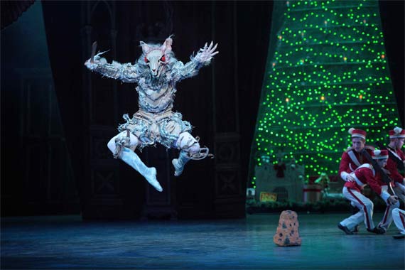 Nutcracker - English National Ballet